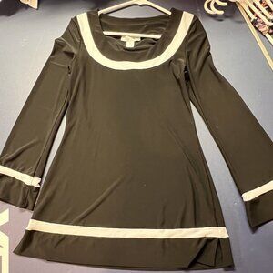 White House Black Market Fit and Flared Blouse Size Small